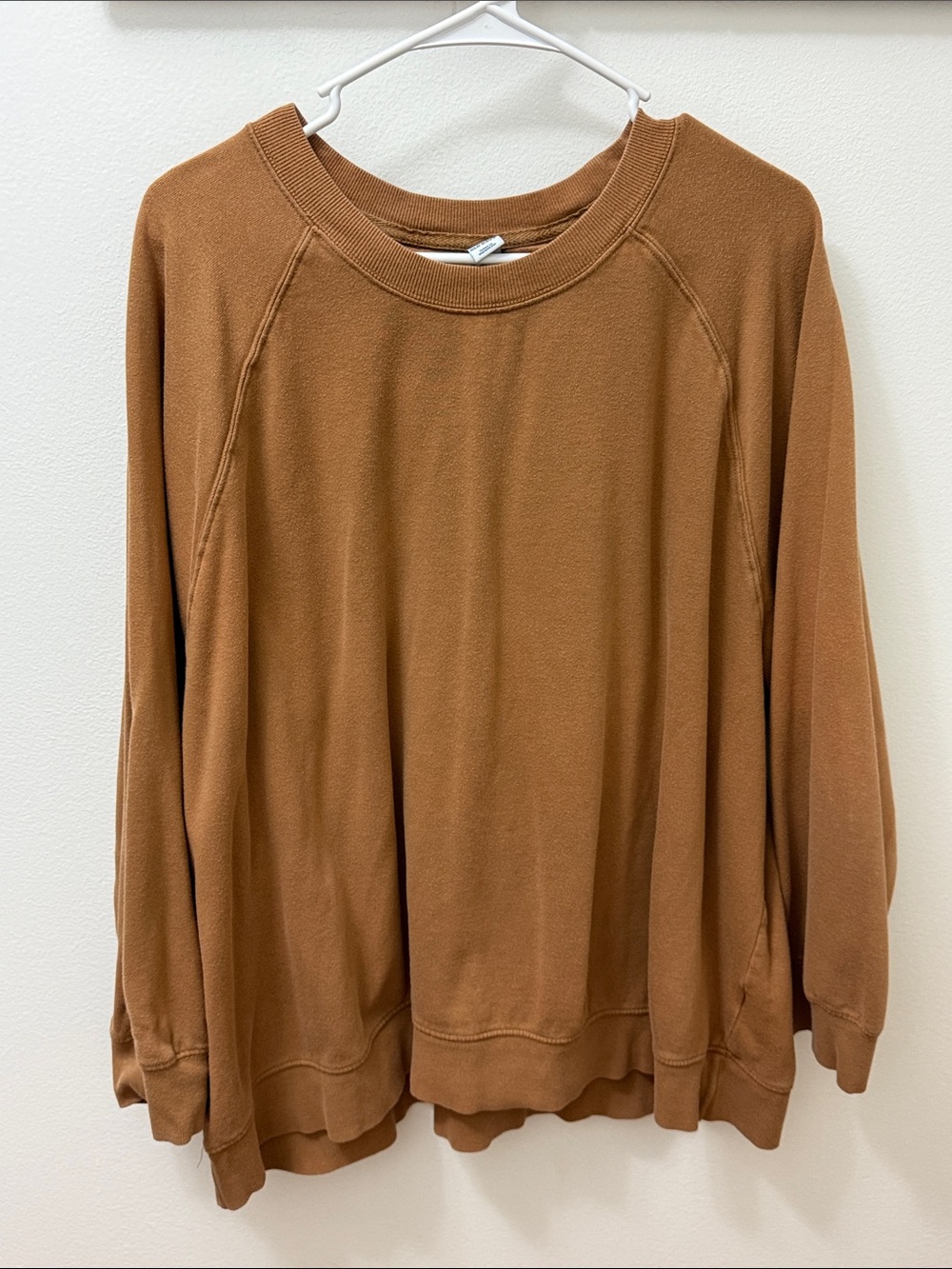Old Navy Women’s Casual Relaxed Crewneck Sweater - Brown